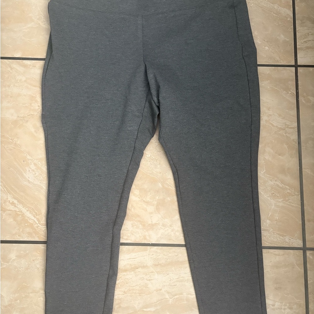 Torrid Gray Leggings Stretchy Full-Length Design